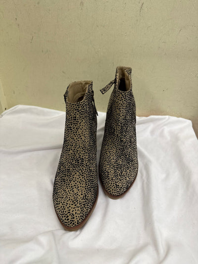 Mia Women's Size 10 leopard print Boots Shoes