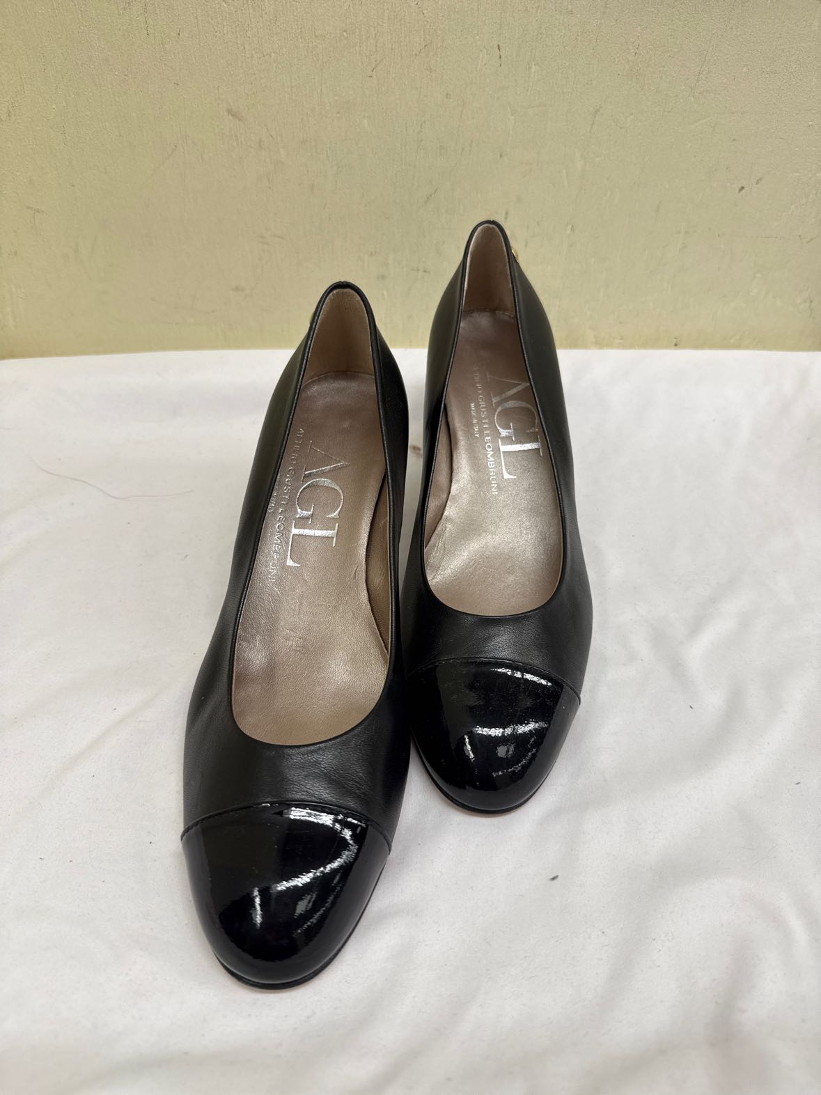 Attilio Giusti Leombruni Women's Size 40 = 9-1/2 Black Pumps Shoes