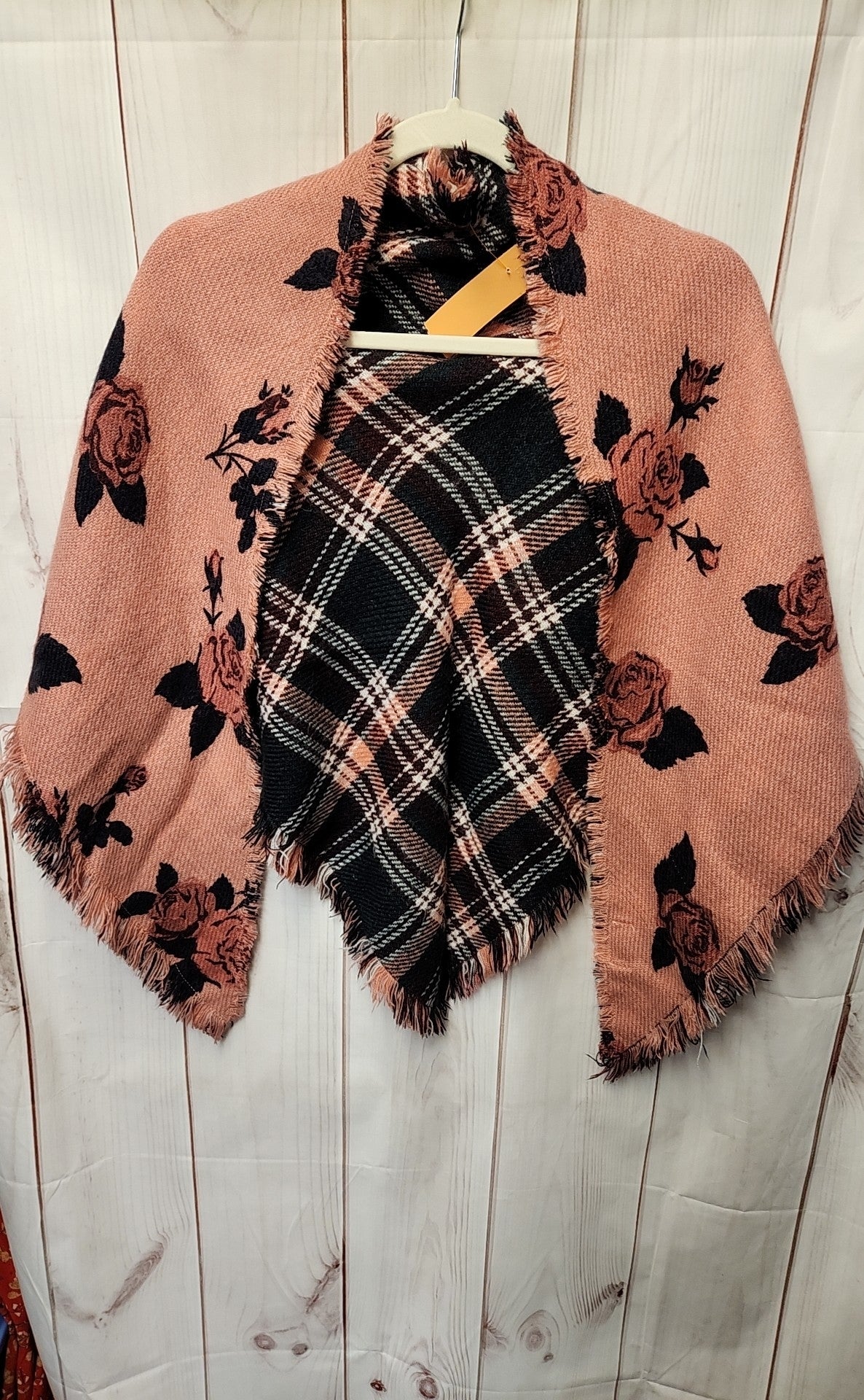 Candies Women's Size One Size Pink Floral Shawl