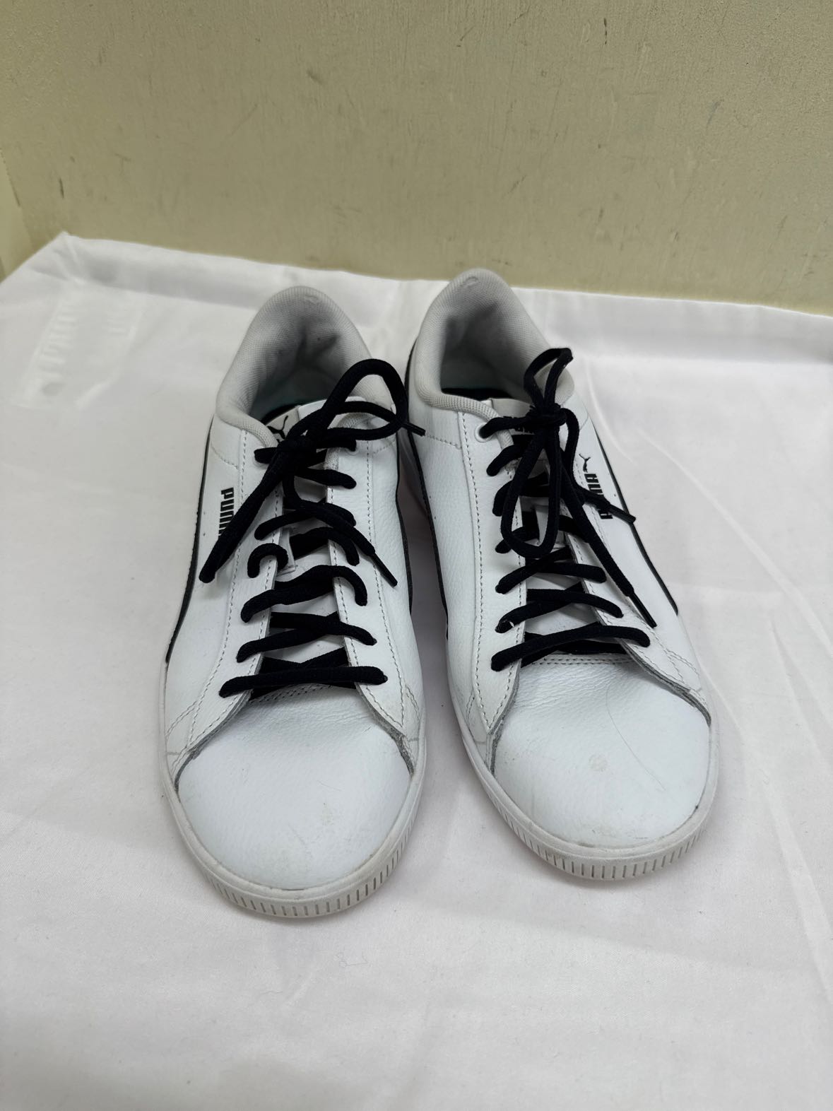 Puma Women's Size 8-1/2 White Sneakers