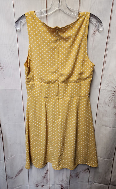 Mi Ami Women's Size M Yellow Polka Dot Dress
