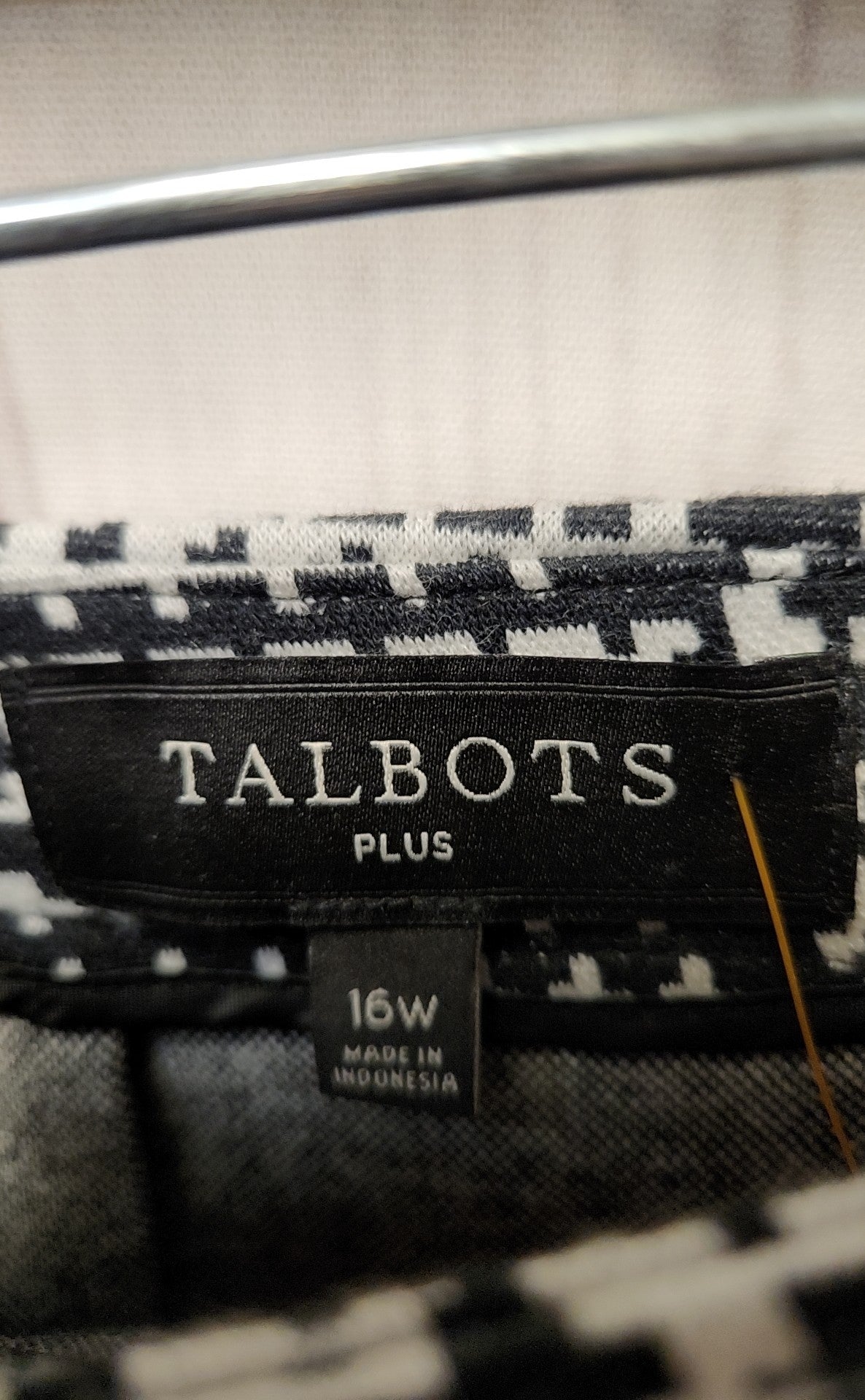 Talbots Women's Size 16 White & Black Skirt