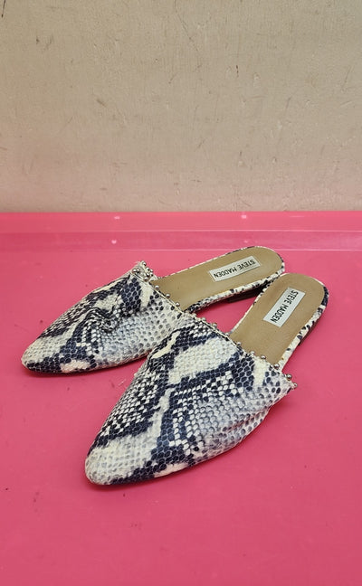 Steve Madden Women's Size 8 Beige Snakeskin Flats