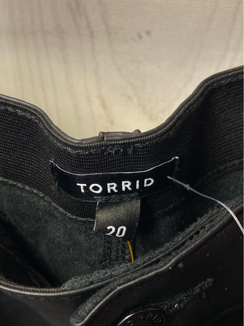 NWT Torrid Women's Size 20 Black Skirt