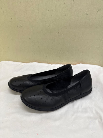 Softwalk Women's Size 9-1/2 Black Flats Shoes