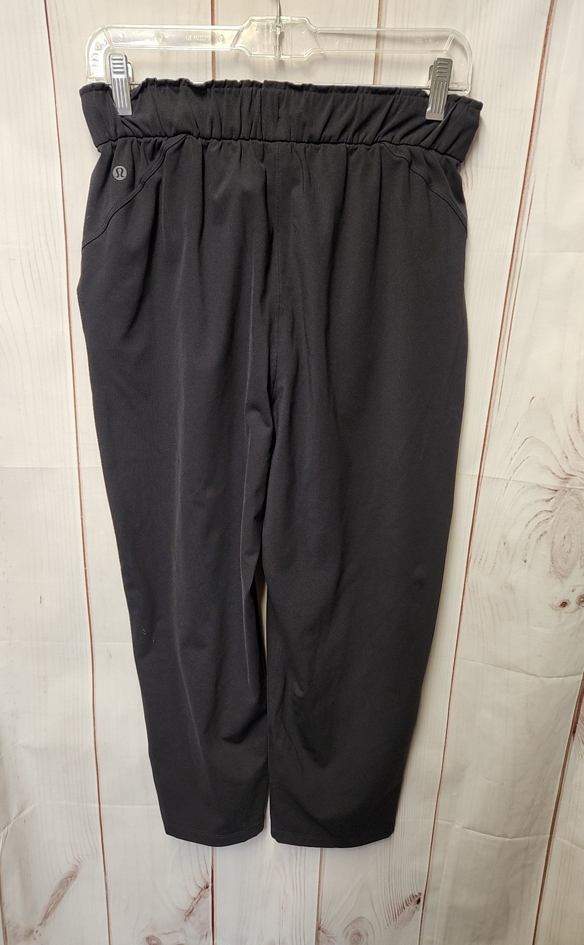 Lululemon Women's Size 6 Black Active Pants