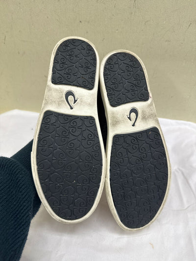 OluKai Women's Size 10 Black Flats