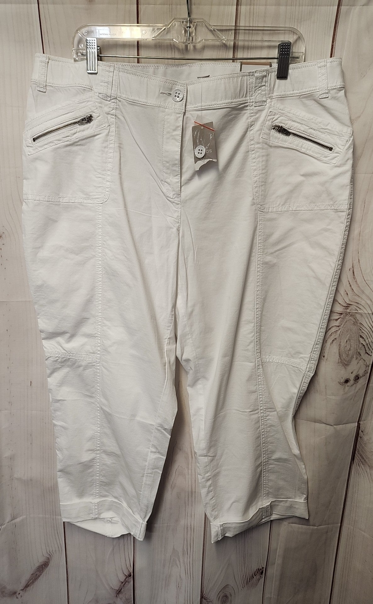 NWT Chico's Women's Size 16 White Pants Ripstop Crop