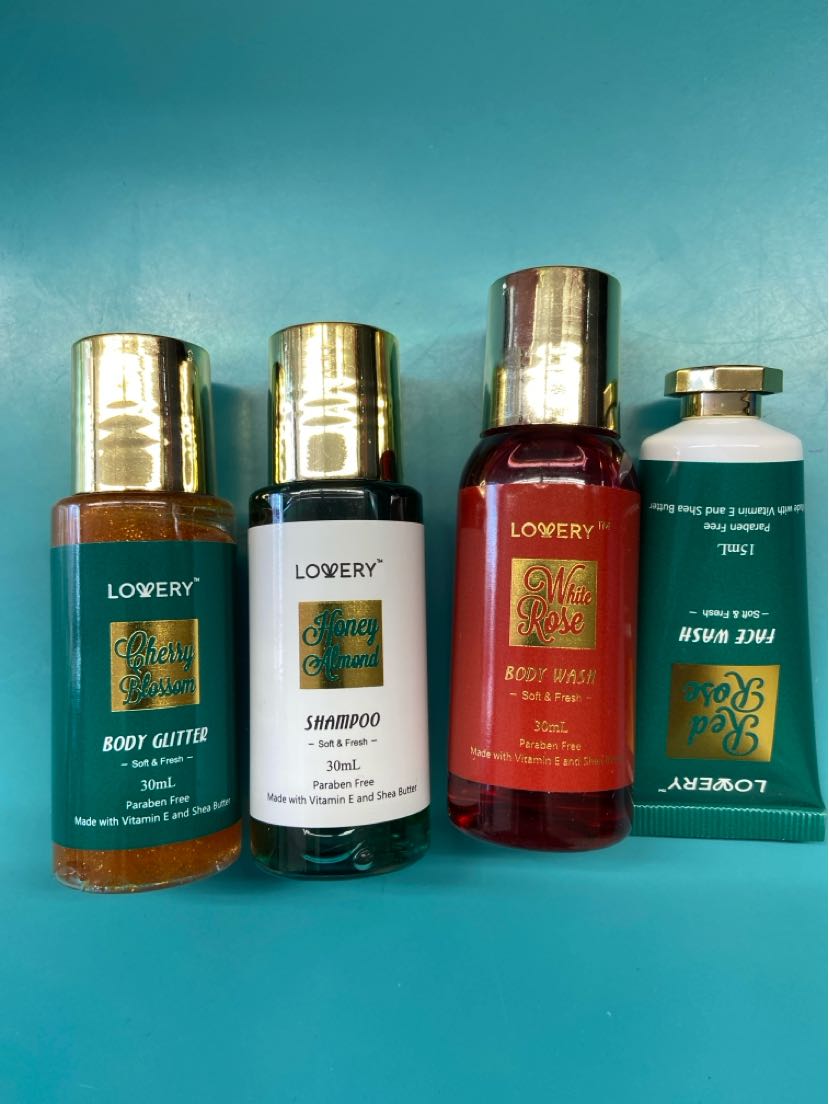 4PCS Lovery Travel Set Cosmetic