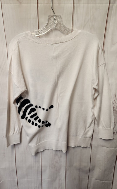 Loft Women's Size S White Animal Print Sweater
