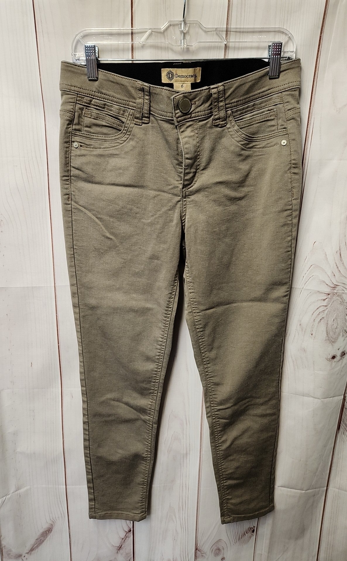 Democracy Women's Size 6 Taupe Pants