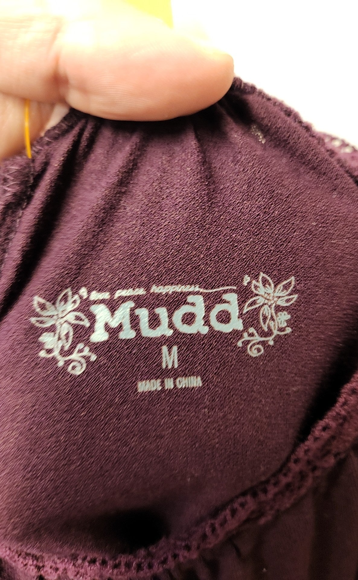 Mudd Women's Size M Purple Cold Shoulder Top