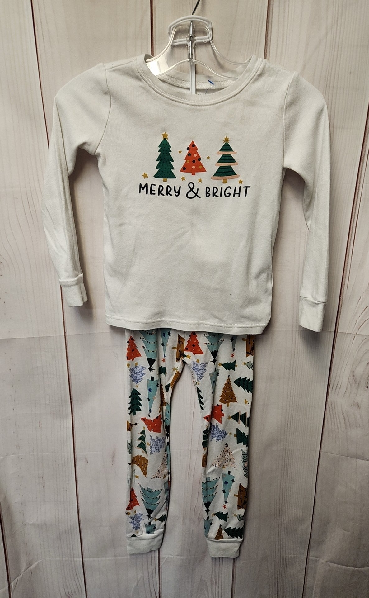 Old Navy Girl's Size 5 White Pajamas