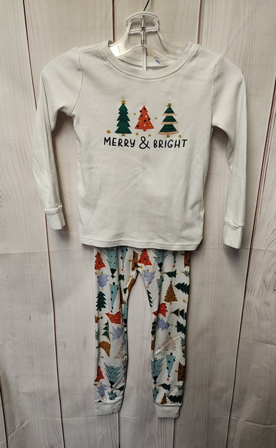 Old Navy Girl's Size 5 White Pajamas