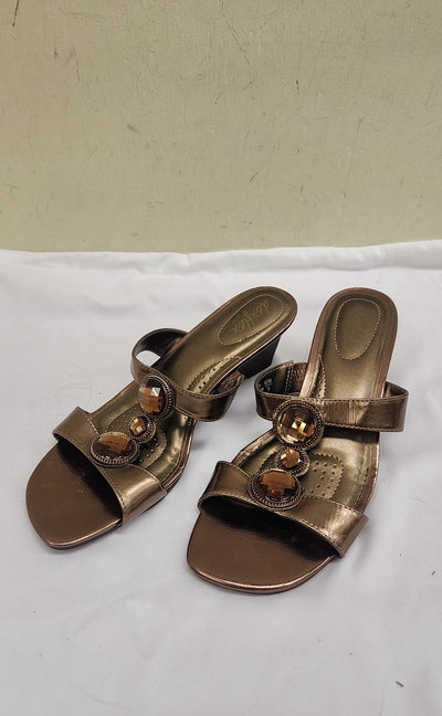 Dexflex Women's Size 7 Brown Sandals Shoes