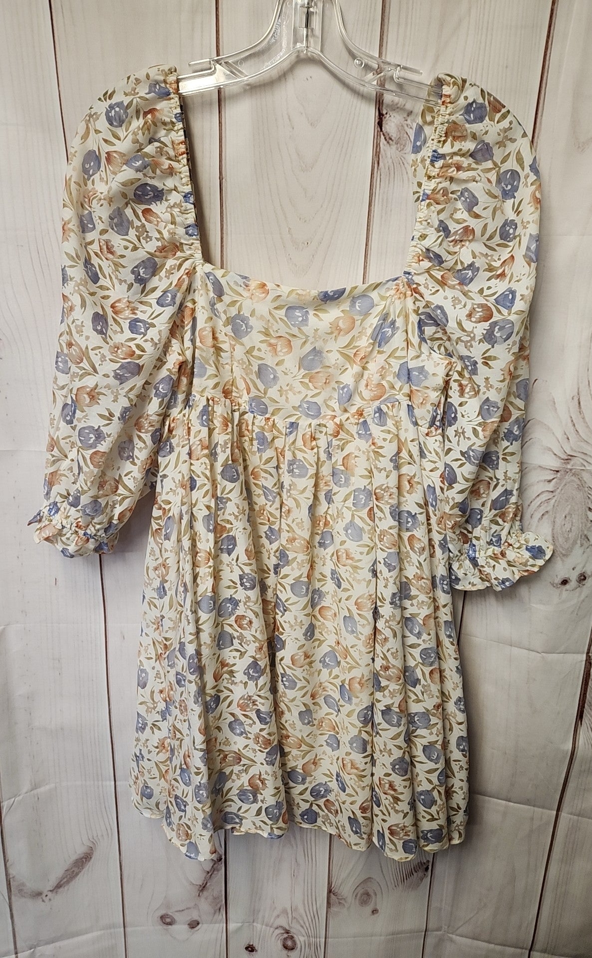 Storia Women's Size S White Floral Dress