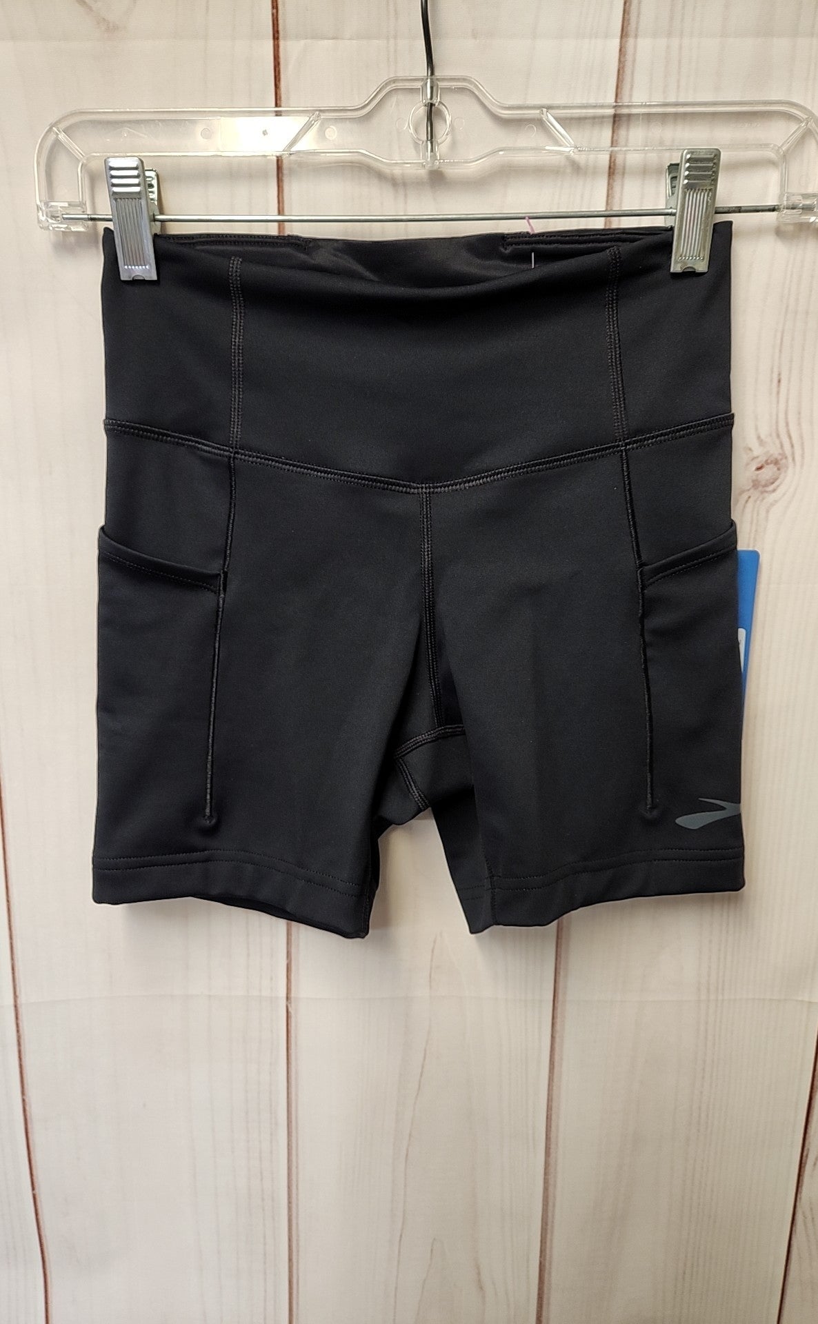 NWT Brooks Women's Size XS Black Active Shorts