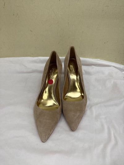 Coach Women's Size 7-1/2 Tan Pumps Shoes