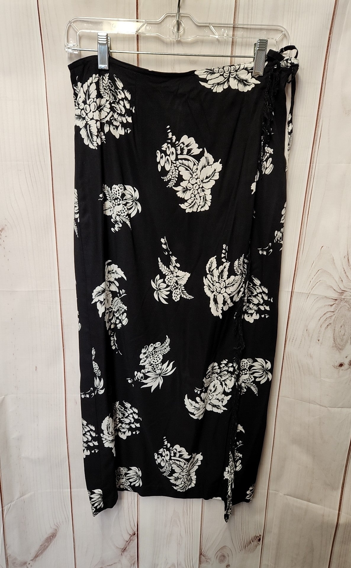 Jones New York Women's Size 8 Petite Black Sarong