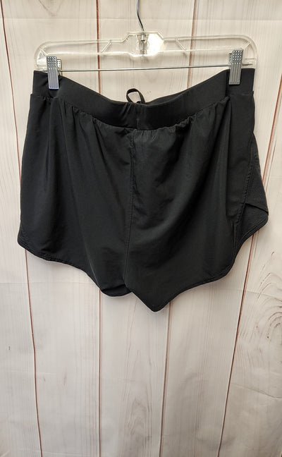 Under Armour Women's Size M Black Active Shorts