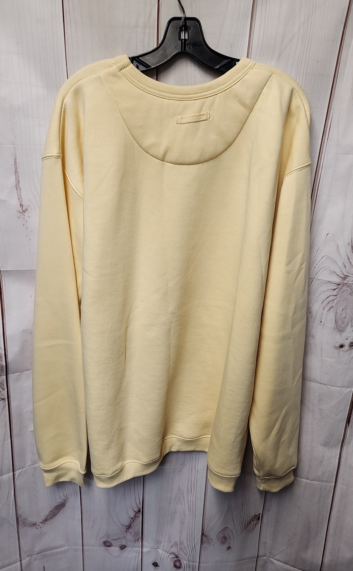 Austins Men's Size 2X Yellow Sweatshirt