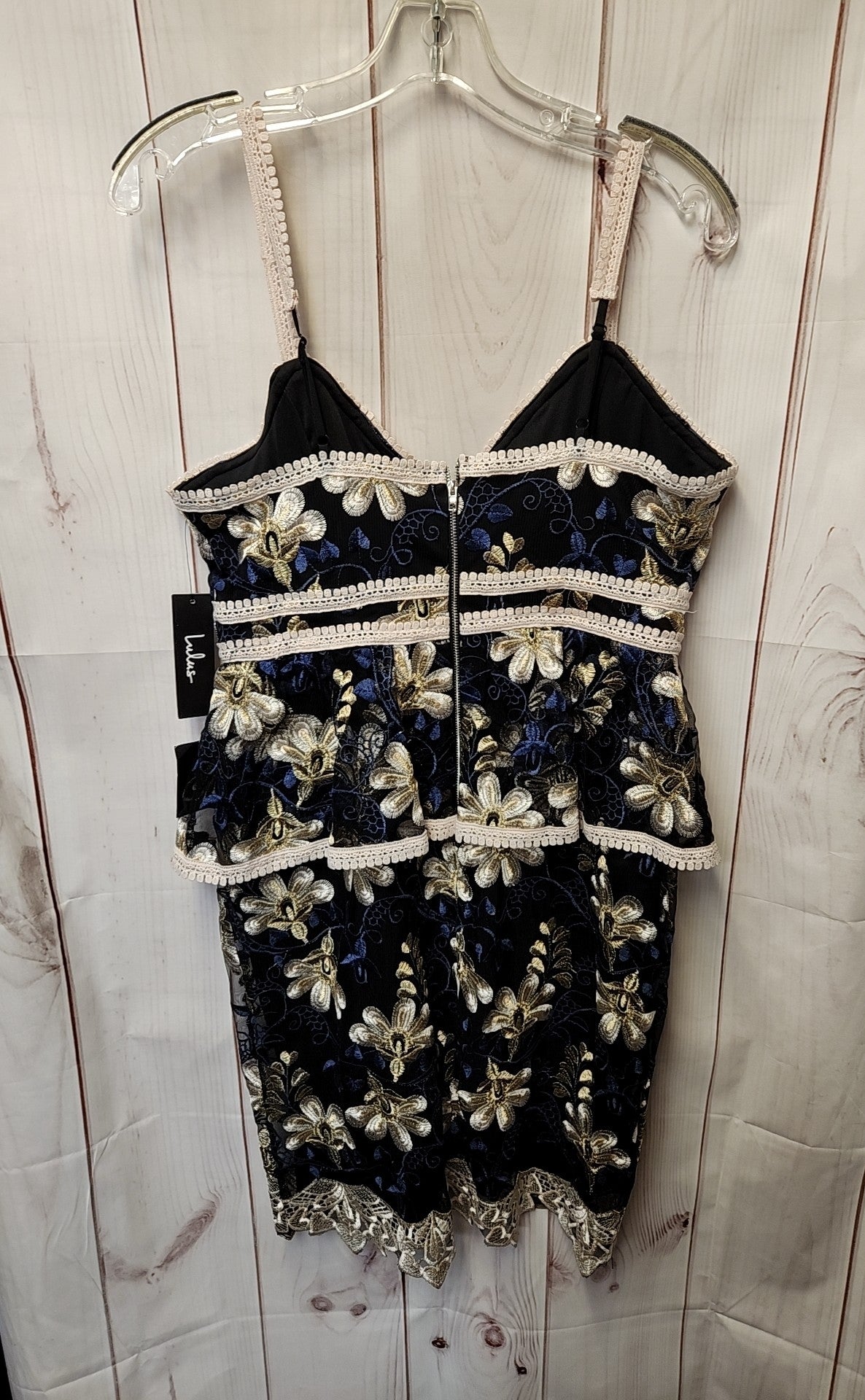 NWT Lulus Women's Size L Navy Embroidered Dress