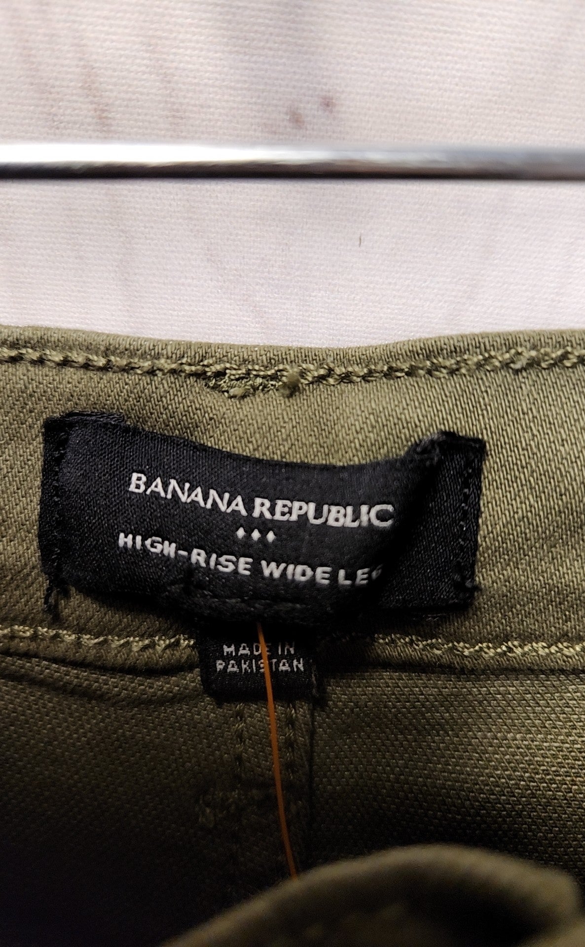 Banana Republic Women's Size 26 (1-2) Olive Green Jeans High Rise Wide Leg