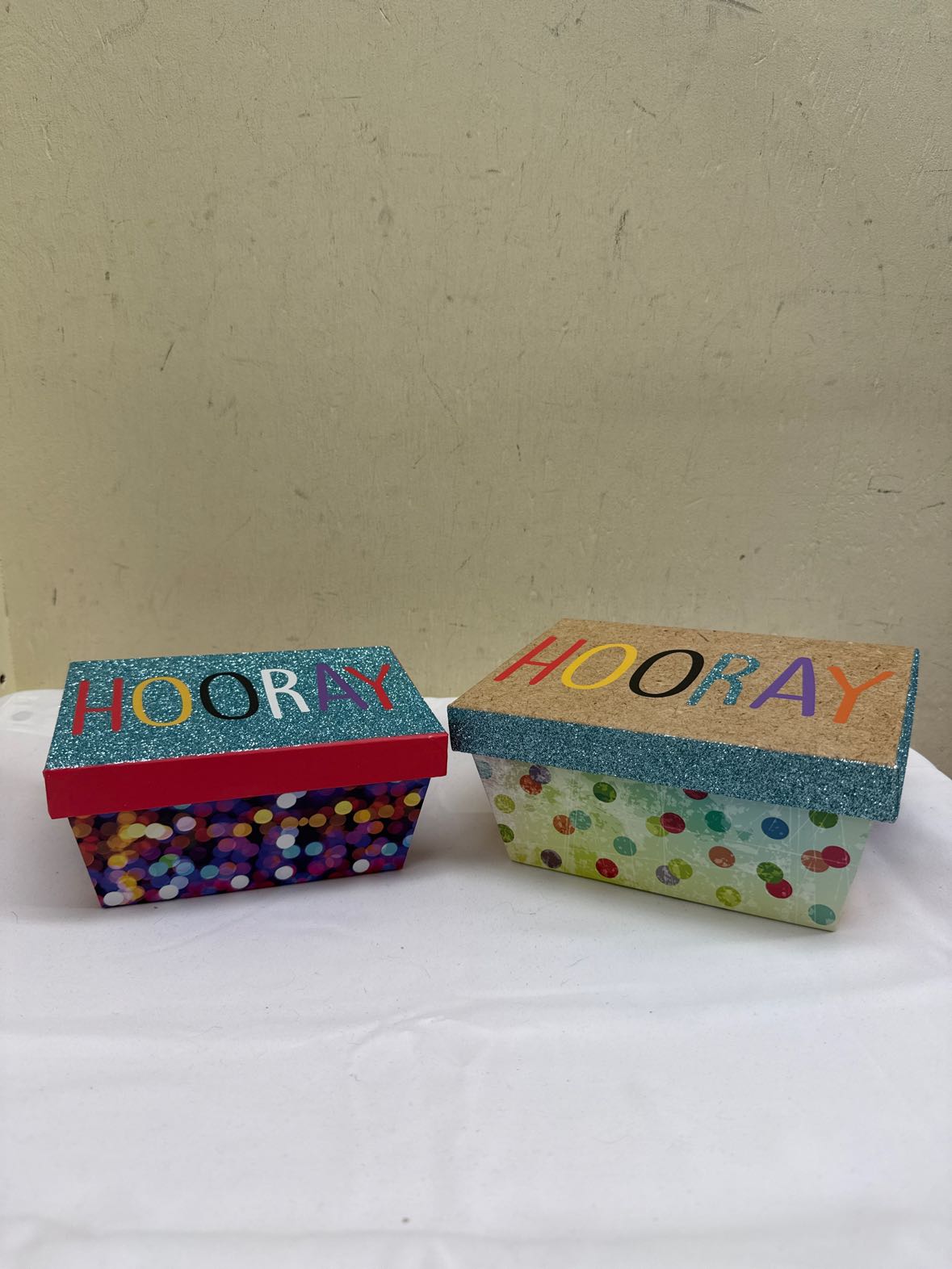 2PCS Hooray Box