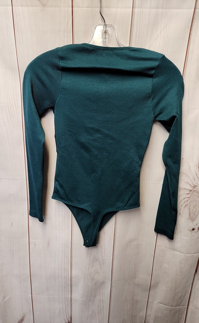 Aura Women's Size Small/Medium Green Bodysuit