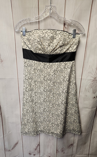 White House Black Market Women's Size 2 White Dress