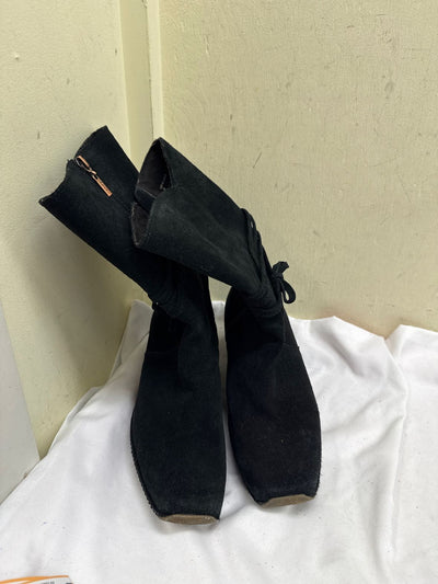 Antia Women's Size 8 Black Boots Shoes