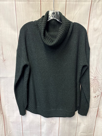 Mia & Tess Women's Size M Green Sweater