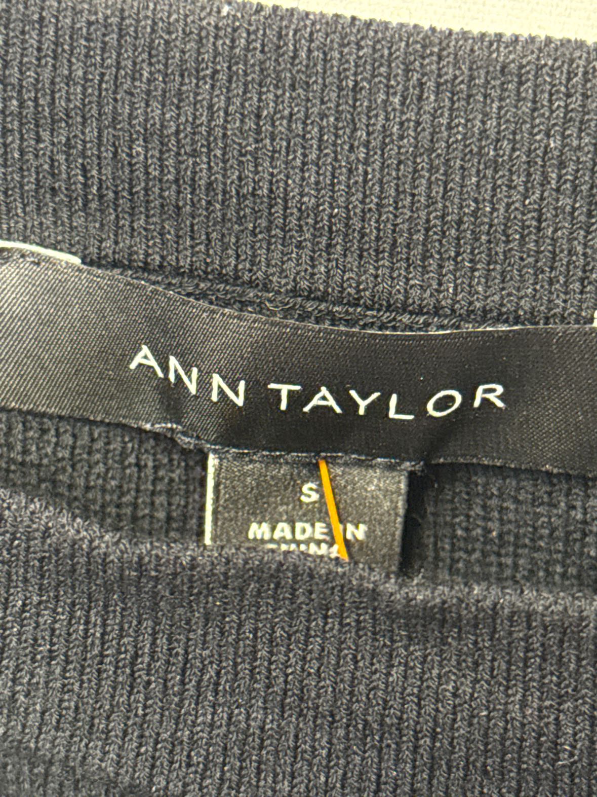 Ann Taylor Women's Size S Black 3/4 Sleeve Top