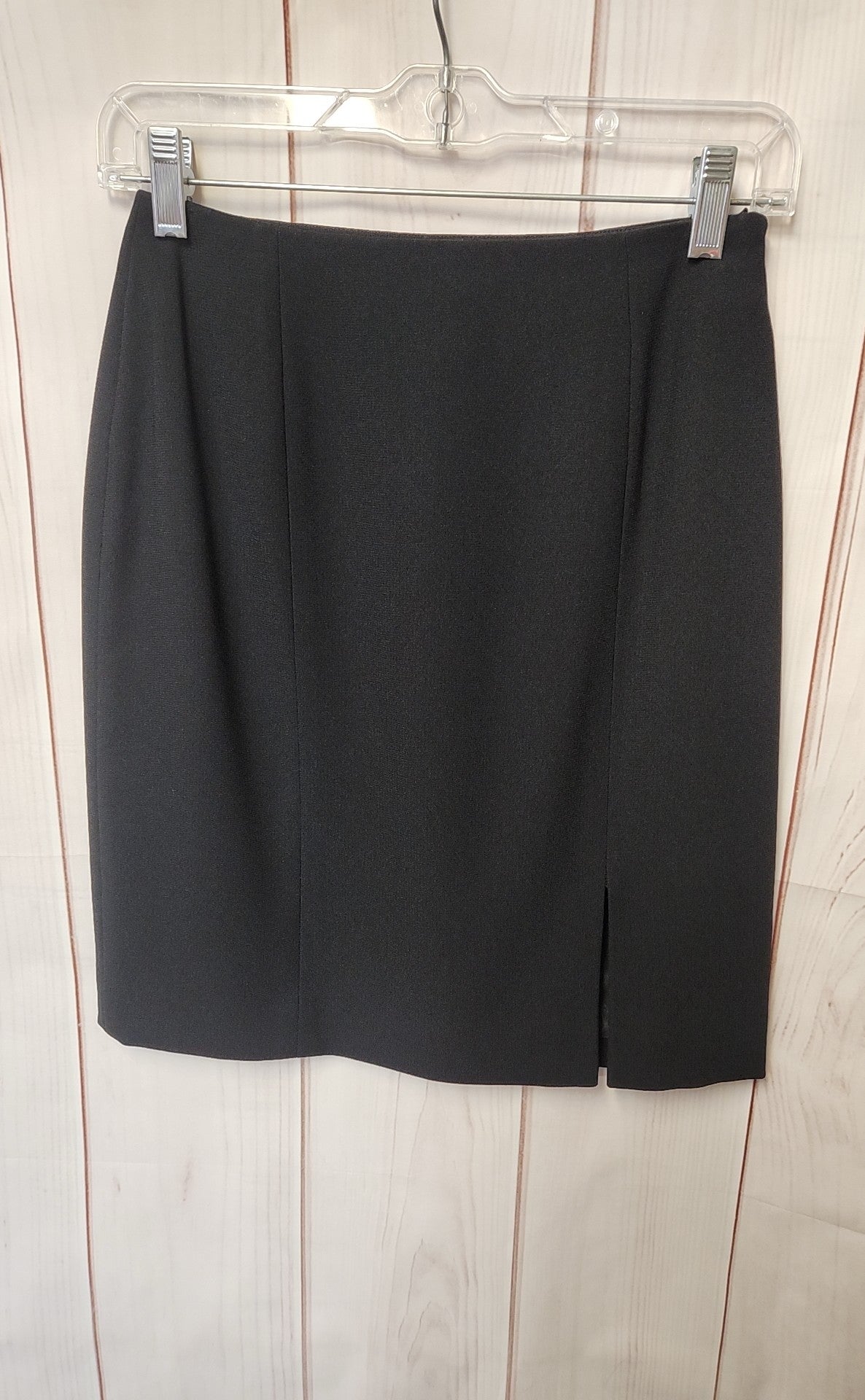 Jones New York Women's Size 2 Petite Black Skirt