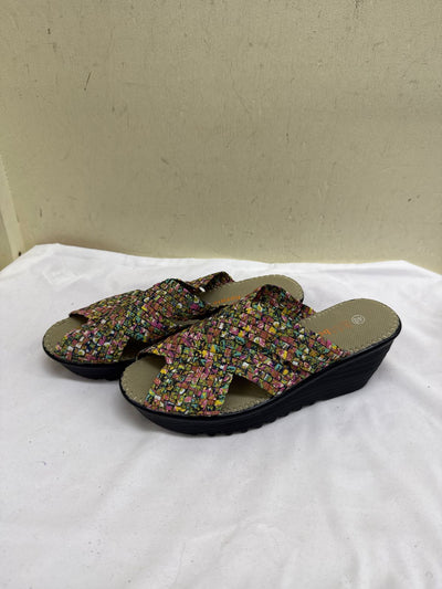 Bernie Mev Women's Size 40 = 9-1/2 Pink Sandals Shoes