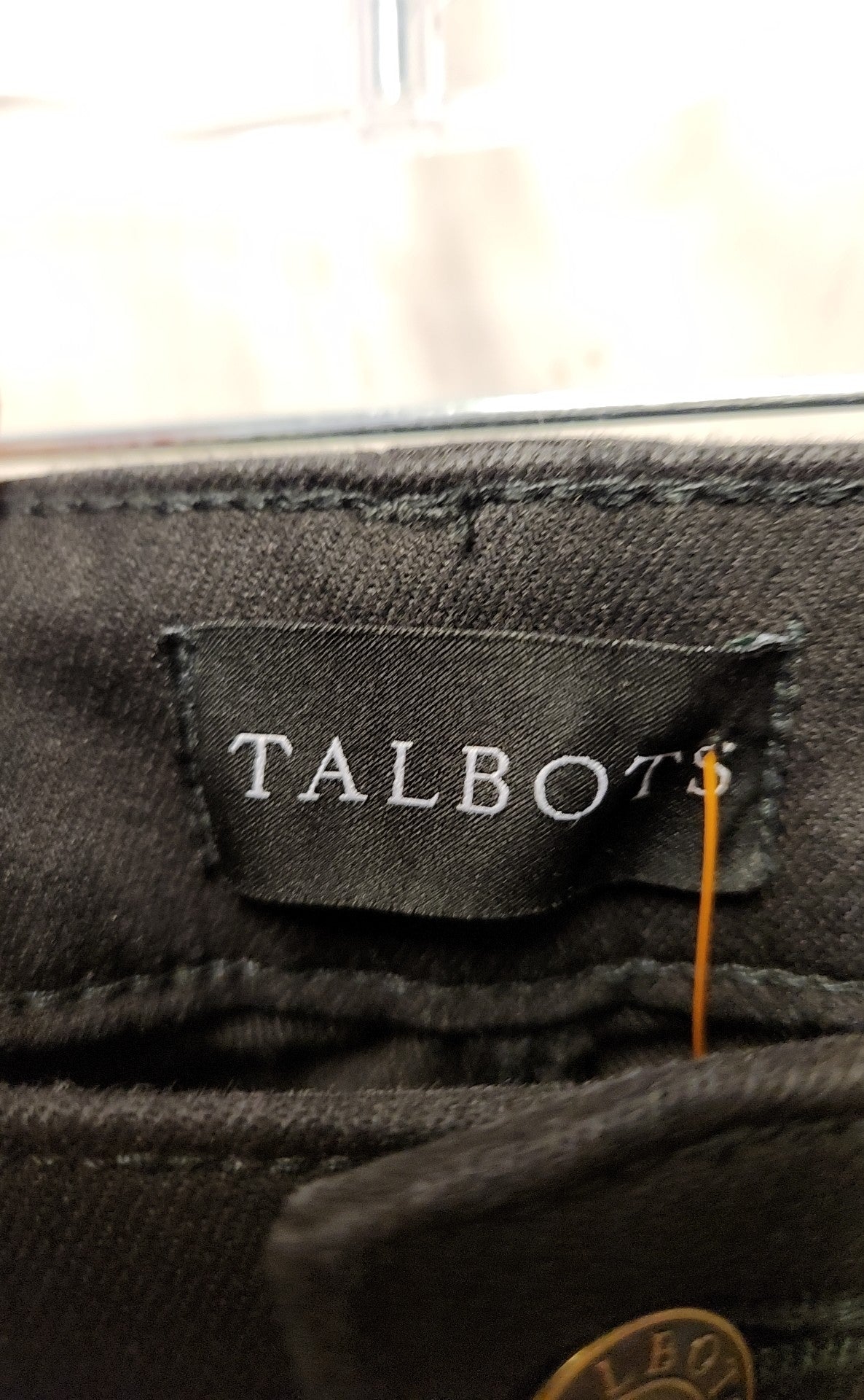 Talbots Women's Size 30 (9-10) Black Jeans Barely Boot Jean