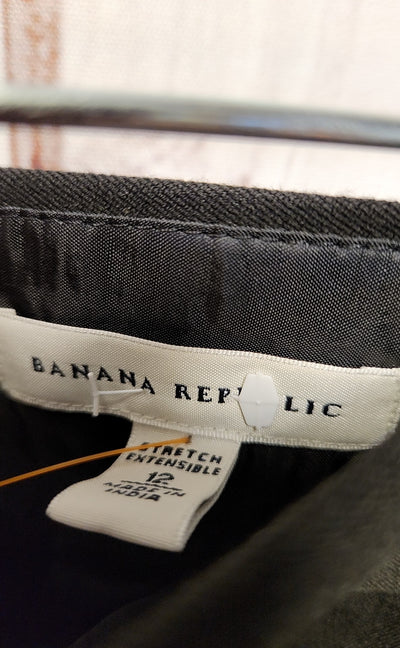 Banana Republic Women's Size 12 Black Skirt