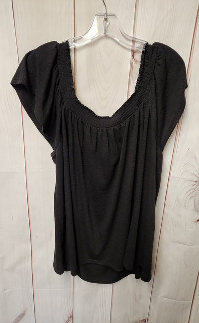 Lauren Conrad Women's Size 2X Black Short Sleeve Top