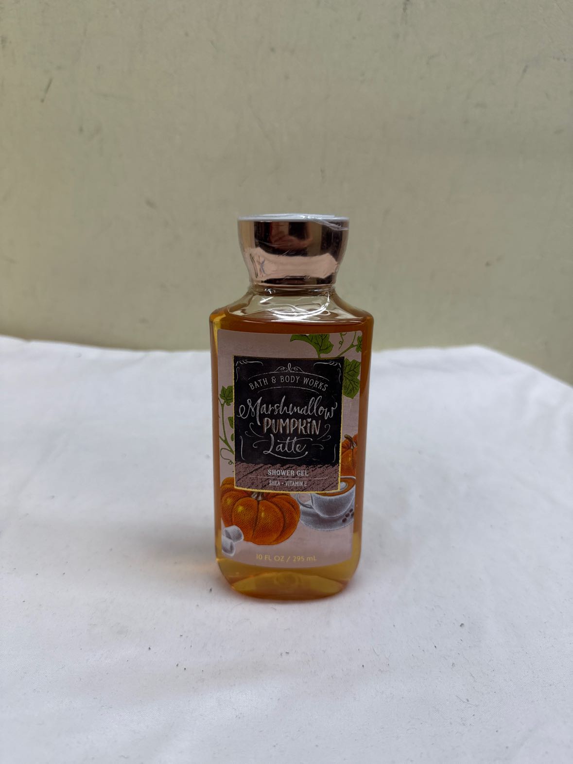 Bath & Body Works Marshmallow Pumpkin Latte Shower Gel 10fl oz Cosmetic