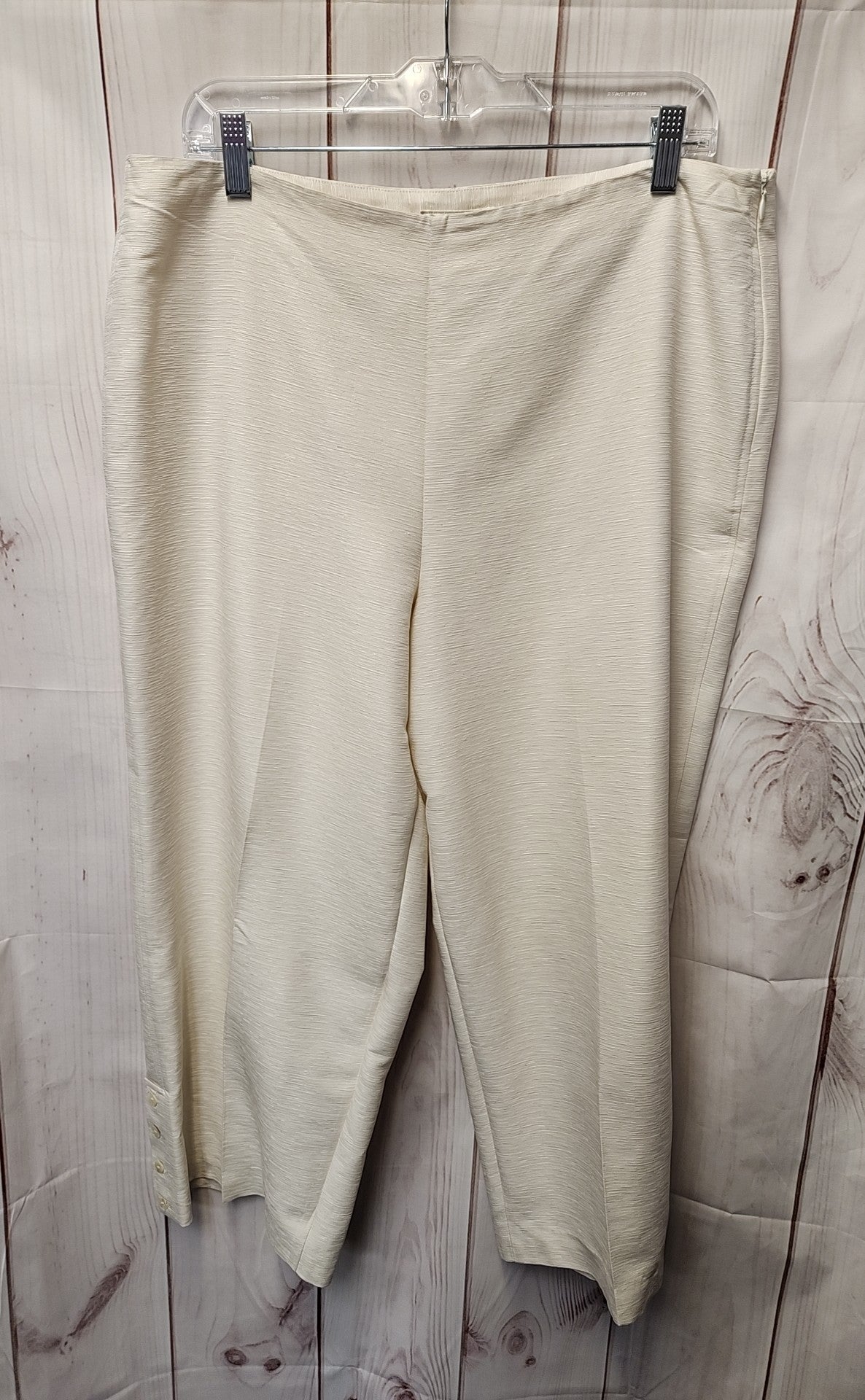 Tommy Bahama Women's Size 16 Beige Silk Pants