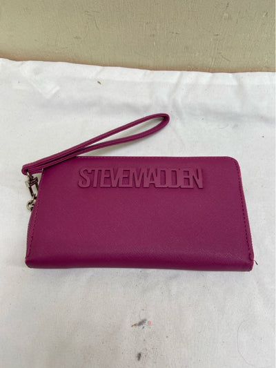 Steve Madden Pink Wristlet