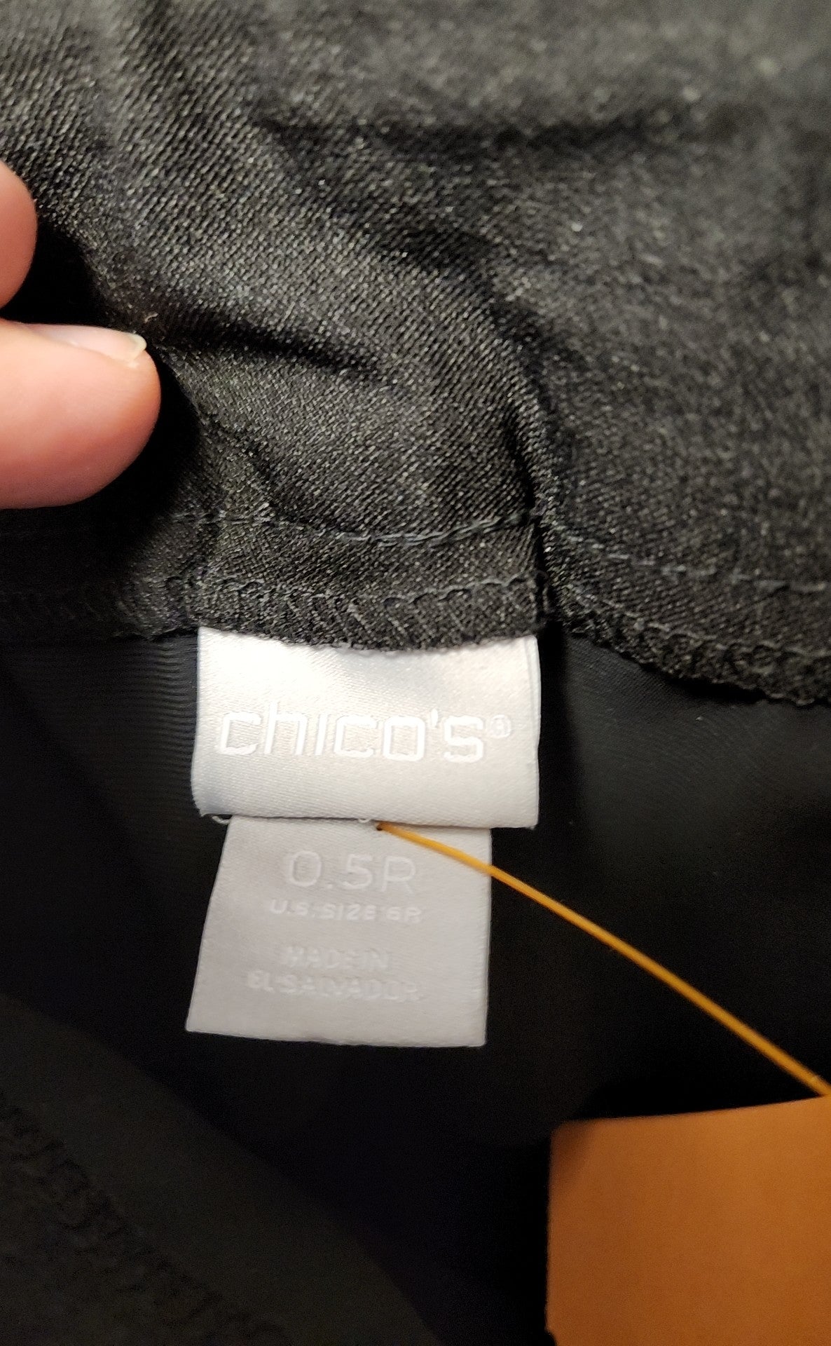 Chico's Women's Size 0.5 = US 6 Black Pants