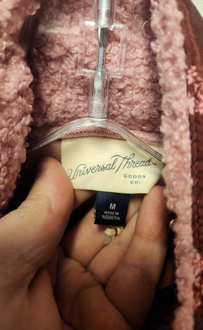 NWT Universal Thread Women's Size M Pink Sweatshirt