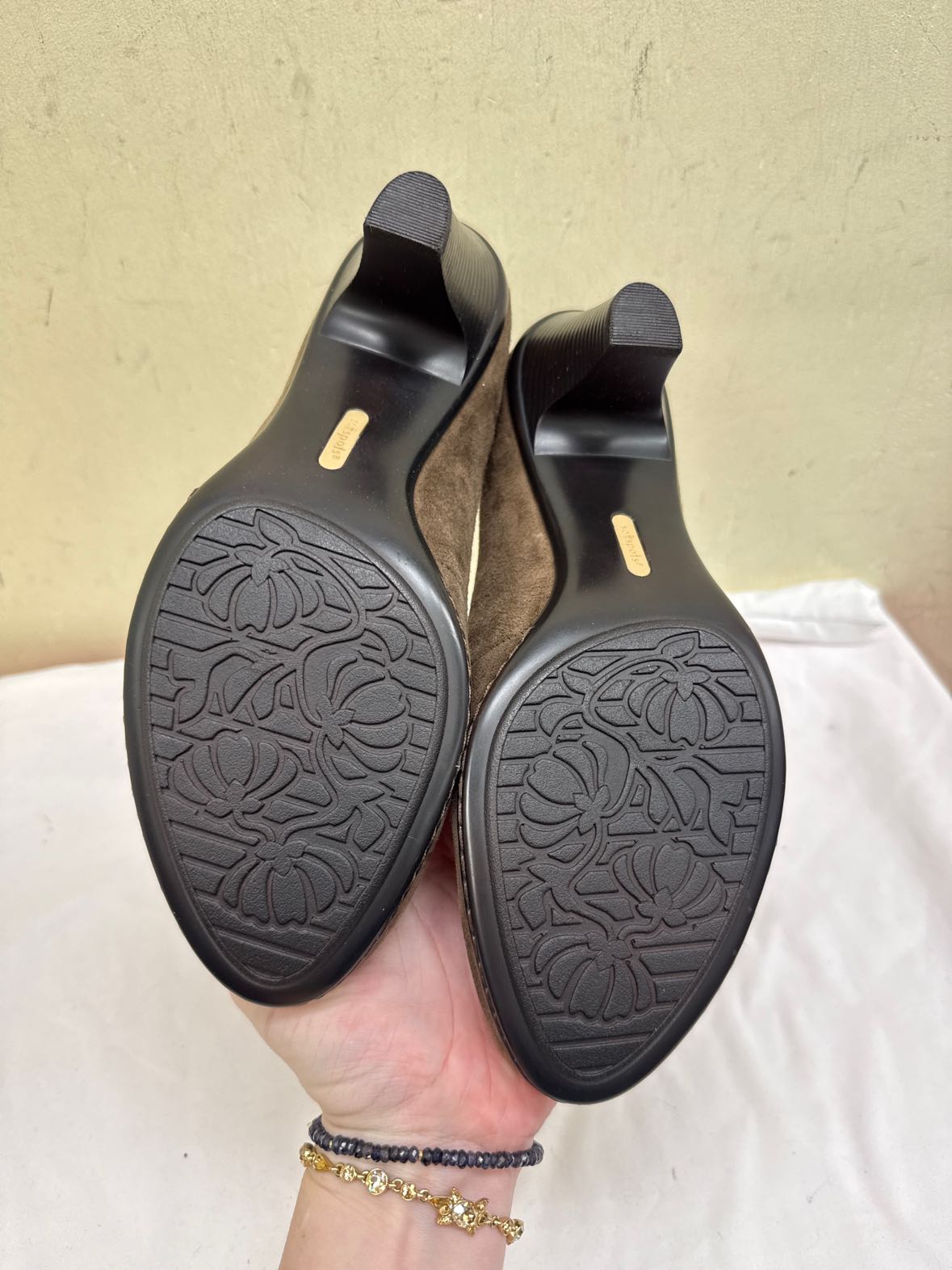 Softspots Women's Size 9-1/2 Brown Pumps Shoes