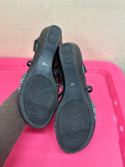 Impo Women's Size 7-1/2 Black Pumps