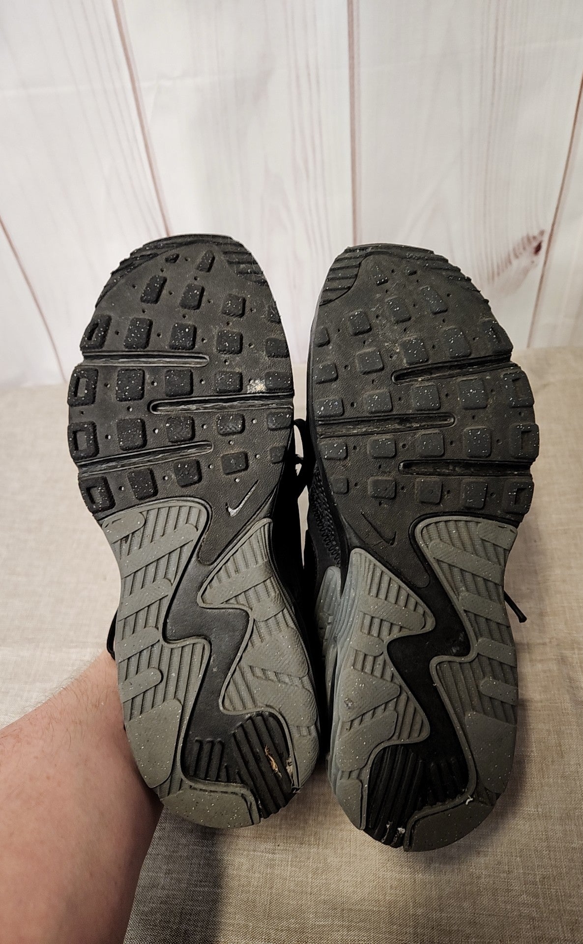 Nike Air Max Women's Size 6-1/2 Black Sneakers Shoes
