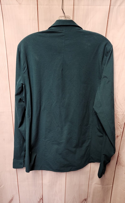 Lululemon Men's Size M Green Shirt