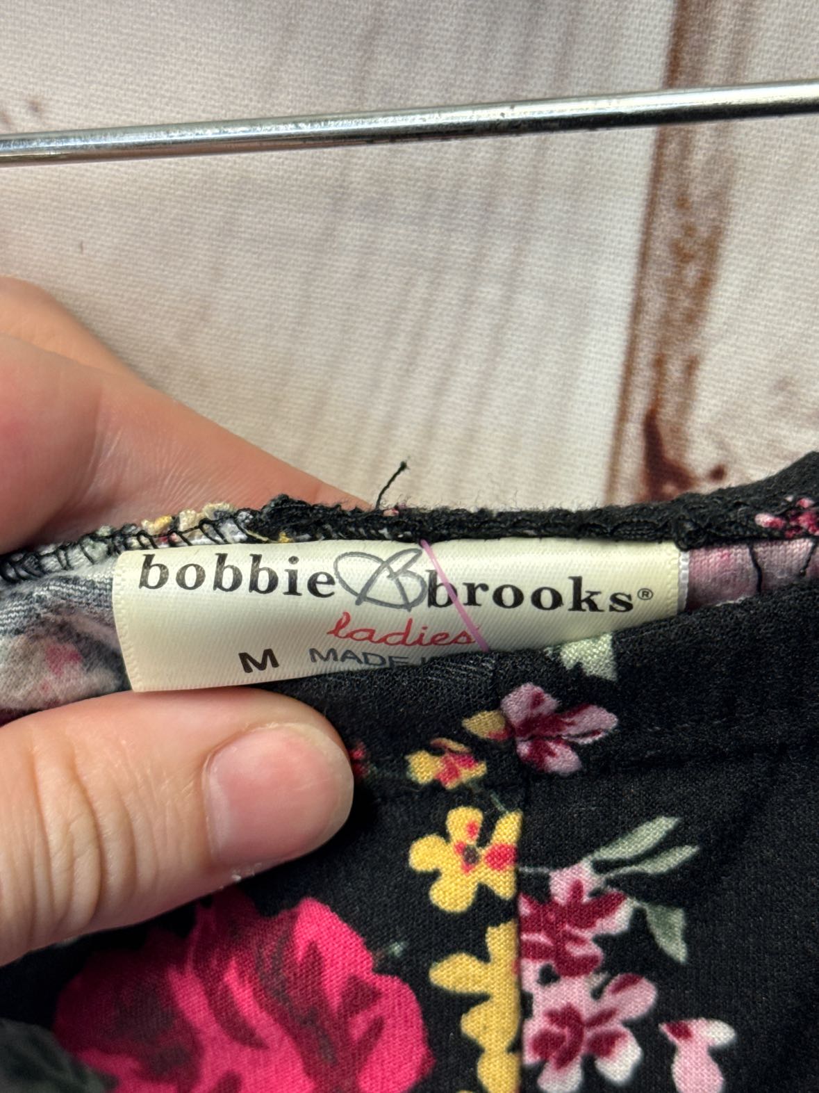 Bobbie Brooks Women's Size M Black Floral Leggings