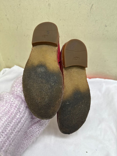 Ugg Women's Size 7-1/2 Red Flats Shoes