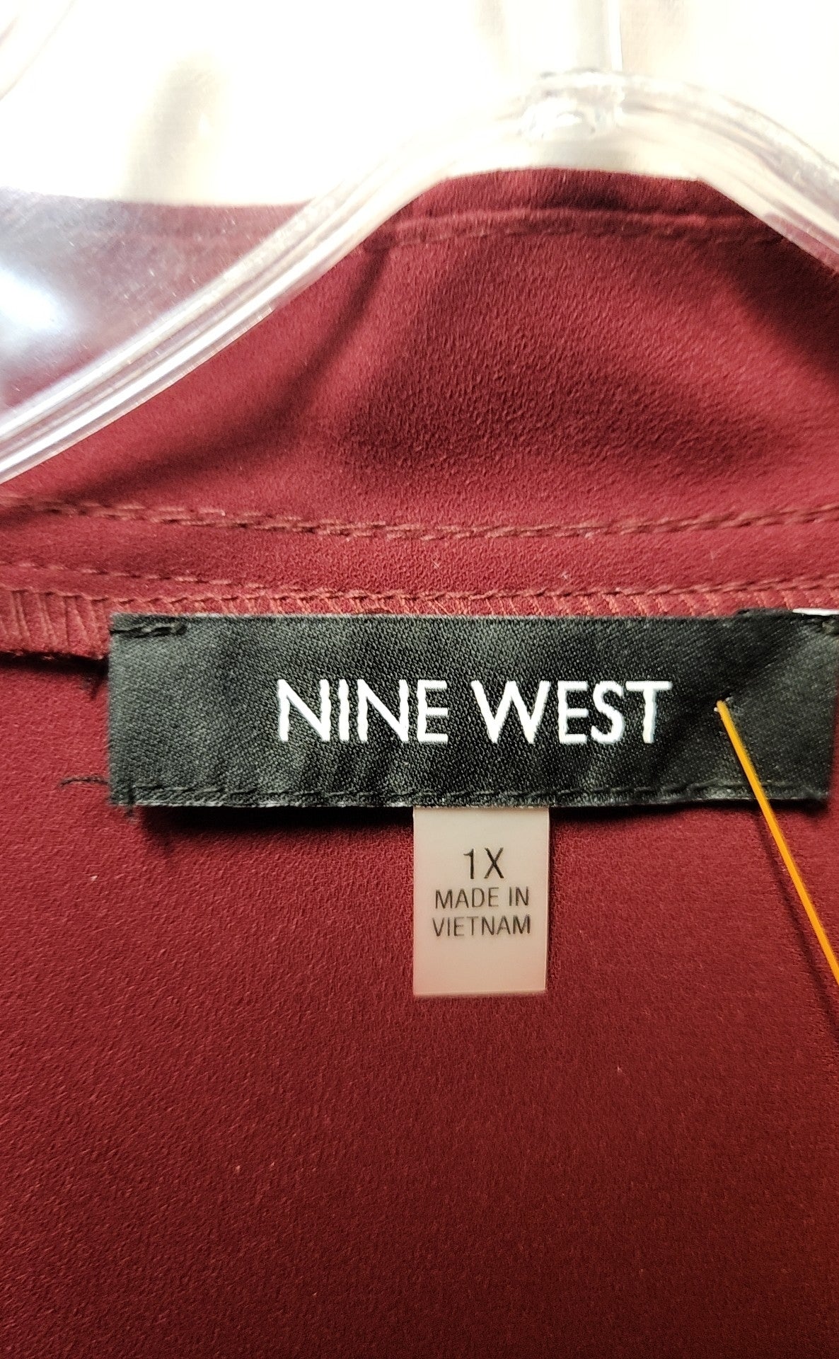 Nine West Women's Size 1X Red Long Sleeve Top